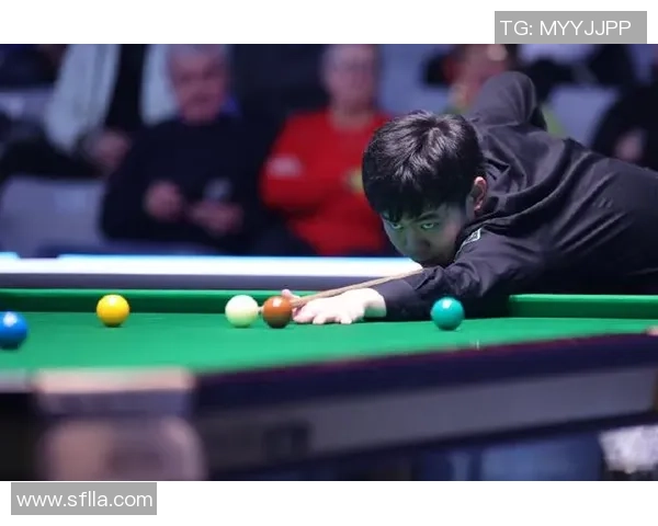 2025年斯诺克苏格兰公开赛16强赛:江俊惋惜2-5负于马修·塞尔特 2025年斯诺克苏格兰公开赛16强赛:江俊惋惜2-5负于马修·塞尔特